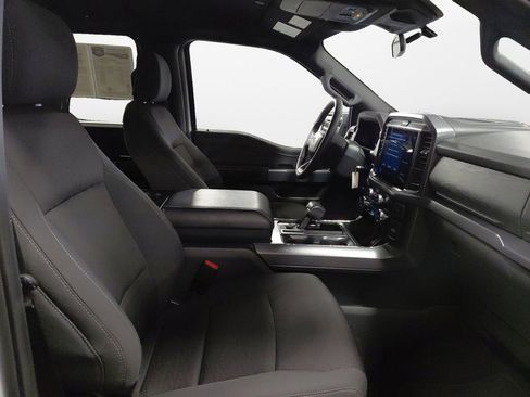 Used 2025 Ford F150 XLT w/ Equipment Group 301A Standard image 15