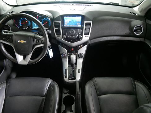Used 2014 Chevrolet Cruze LT w/ RS Package FWD image 10