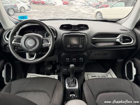 Used 2019 Jeep Renegade Sport image 15