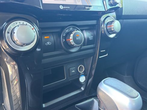 Used 2021 Toyota 4Runner TRD Off-Road Premium w/ Moonroof Package AWD/4WD image 26