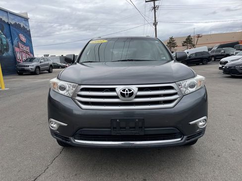 Used 2012 Toyota Highlander FWD image 5