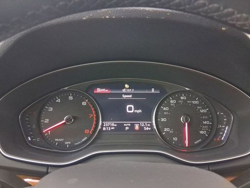 Used 2023 Audi Q5 2.0T Premium w/ Convenience Package image 16