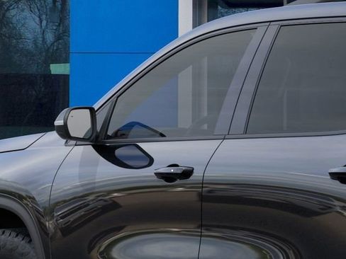 New 2026 Chevrolet Traverse Z71 image 12