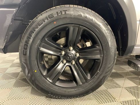 Used 2022 RAM 1500 Warlock AWD/4WD image 11