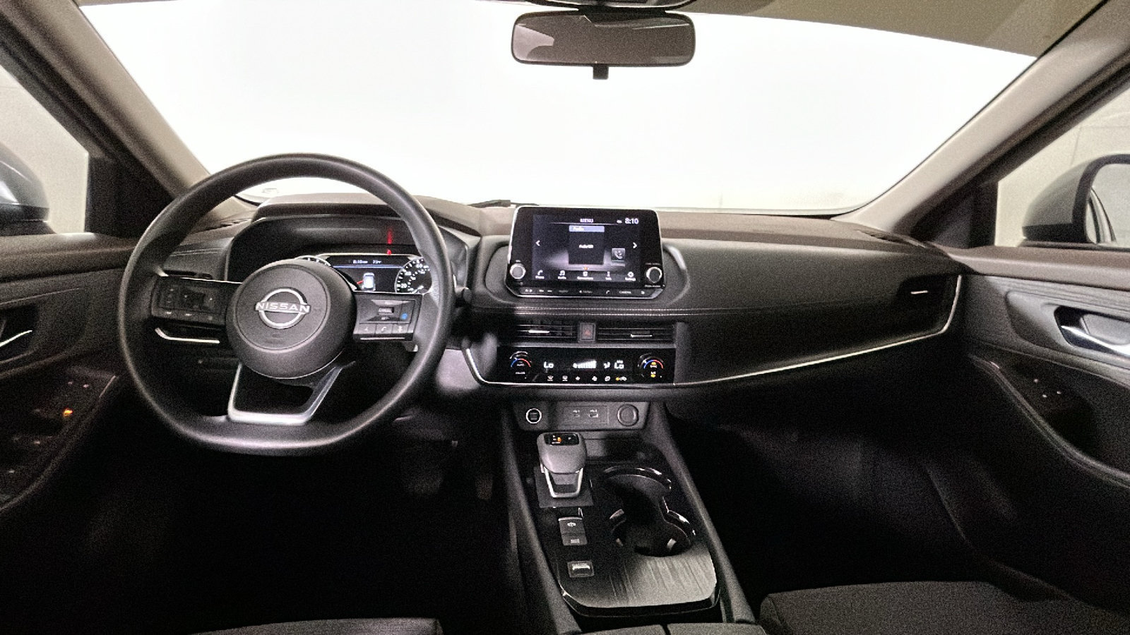Used 2023 Nissan Rogue SV FWD image 32