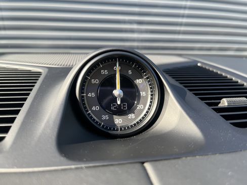 Certified 2025 Porsche Cayenne Turbo GT image 20