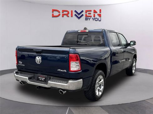 Used 2022 RAM 1500 Big Horn AWD/4WD image 4