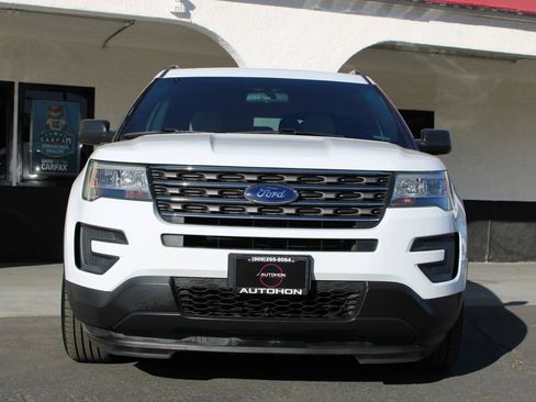 Used 2017 Ford Explorer FWD image 5