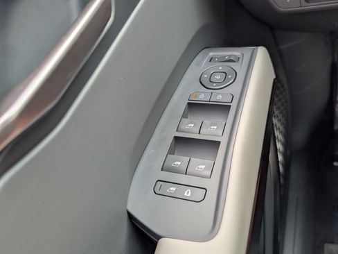 Used 2026 Kia EV9 Wind image 38