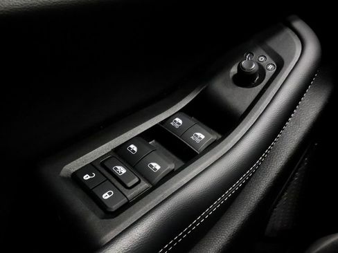 Used 2024 Jeep Grand Cherokee Laredo X w/ Luxury Tech Group I image 26