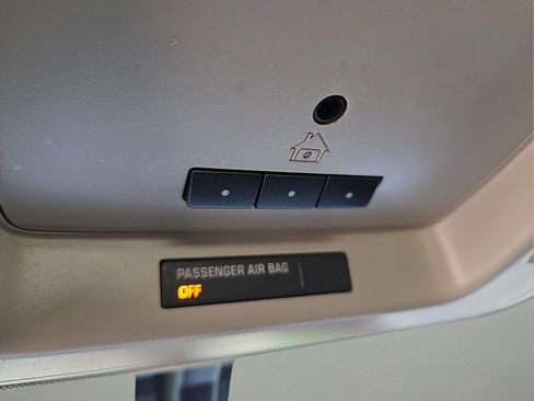 Used 2017 GMC Sierra 1500 SLT w/ SLT Premium Package image 22