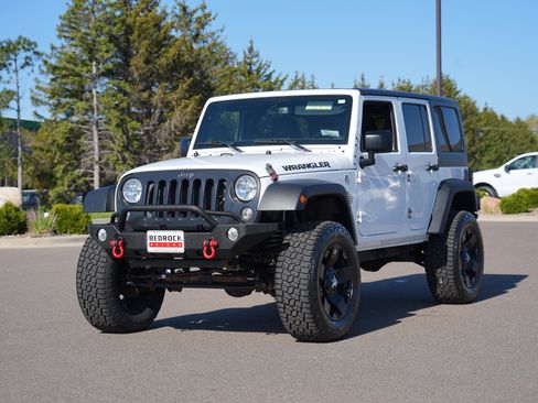 Used 2016 Jeep Wrangler Unlimited Sport AWD/4WD image 7