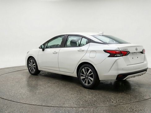 Used 2025 Nissan Versa SV FWD image 6