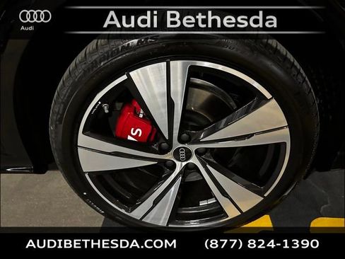 New 2026 Audi SQ5 Premium Plus image 9