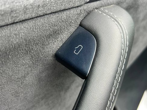 Used 2026 Tesla Model Y AWD image 15