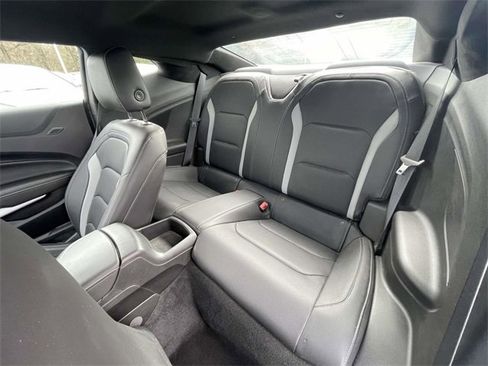 Used 2022 Chevrolet Camaro LT image 8