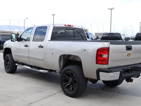 Used 2007 Chevrolet Silverado 2500 LT w/ 1LT Convenience Package AWD/4WD image 4