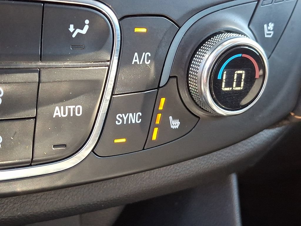 Used 2021 Chevrolet Traverse Premier w/ Redline Edition AWD/4WD image 32