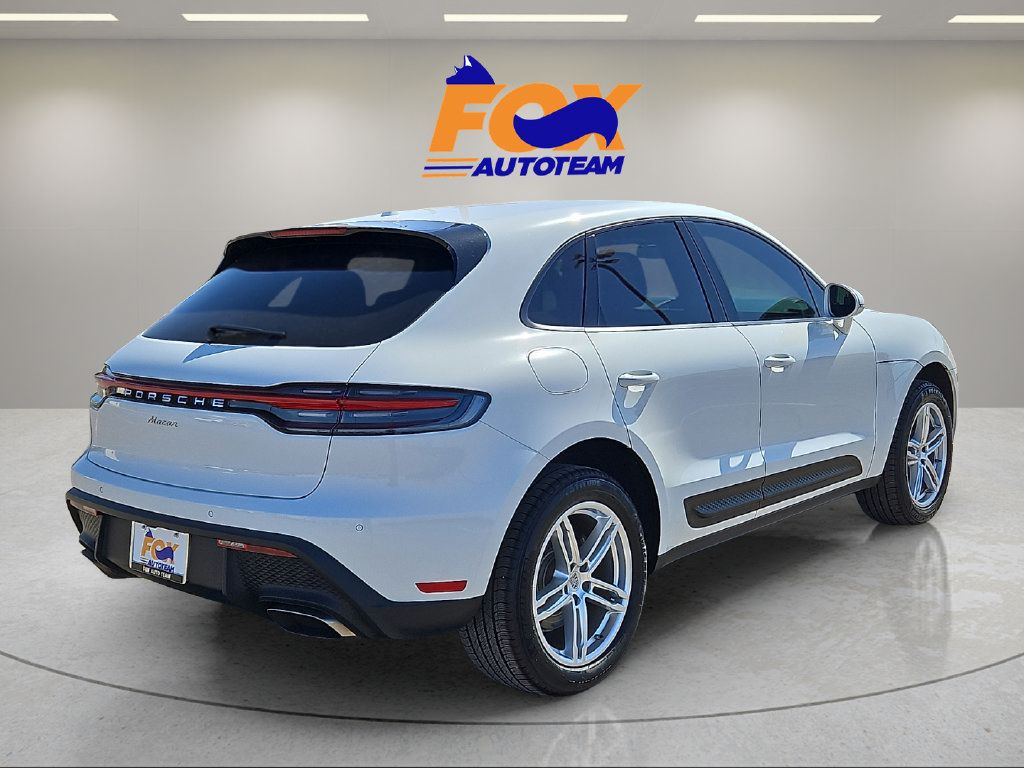 Used 2023 Porsche Macan Turbo AWD/4WD image 4