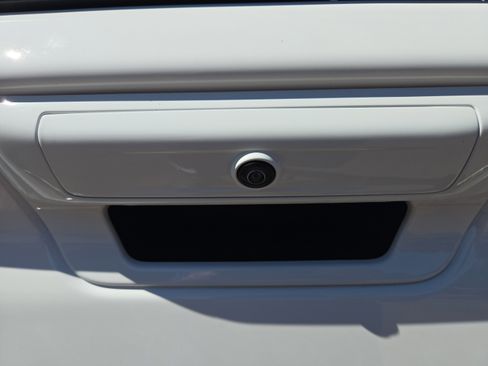 New 2026 RAM 1500 Laramie AWD/4WD image 40