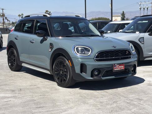 Used 2024 MINI Cooper Countryman S FWD image 2