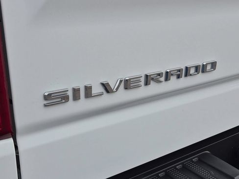 Used 2023 Chevrolet Silverado 1500 Custom AWD/4WD image 32