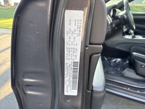 Used 2017 Jeep Grand Cherokee Altitude RWD image 34