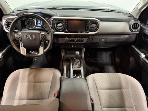 Used 2021 Toyota Tacoma SR5 RWD image 33