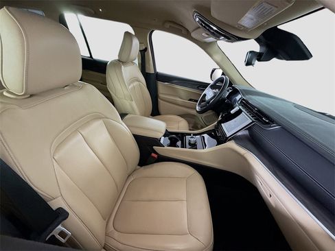 Used 2022 Jeep Grand Cherokee Limited w/ Trailer Tow Prep Group (B) image 20