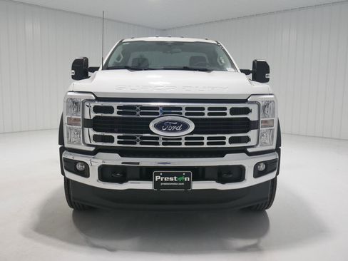 New 2024 Ford F550 4x4 Regular Cab Super Duty w/ XLT Value Package image 2