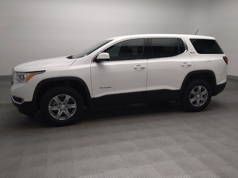 Used 2019 GMC Acadia SLE FWD image 2