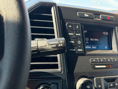Used 2017 Ford F150 XL w/ Equipment Group 101A Mid AWD/4WD image 24