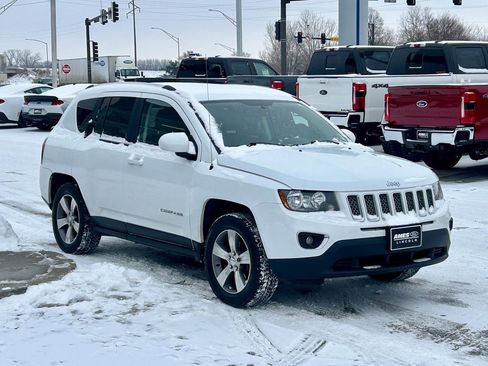 Used 2017 Jeep Compass High Altitude image 6