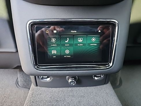 New 2024 Bentley Bentayga image 32