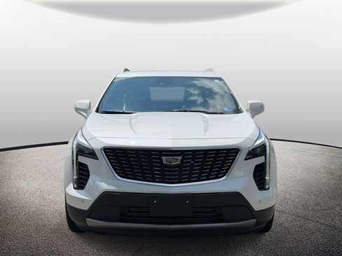 Used 2023 Cadillac XT4 Premium Luxury w/ Technology Package AWD/4WD image 6