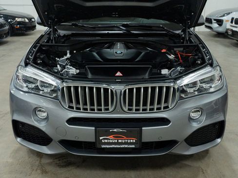 Used 2018 BMW X5 xDrive50i w/ M Sport Package image 59