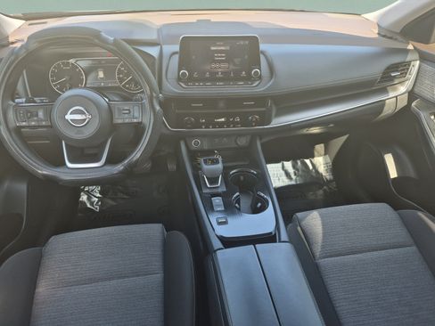 Certified 2023 Nissan Rogue SV FWD image 12