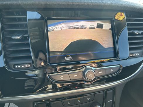 Used 2022 Buick Encore Preferred w/ Safety Package II image 14