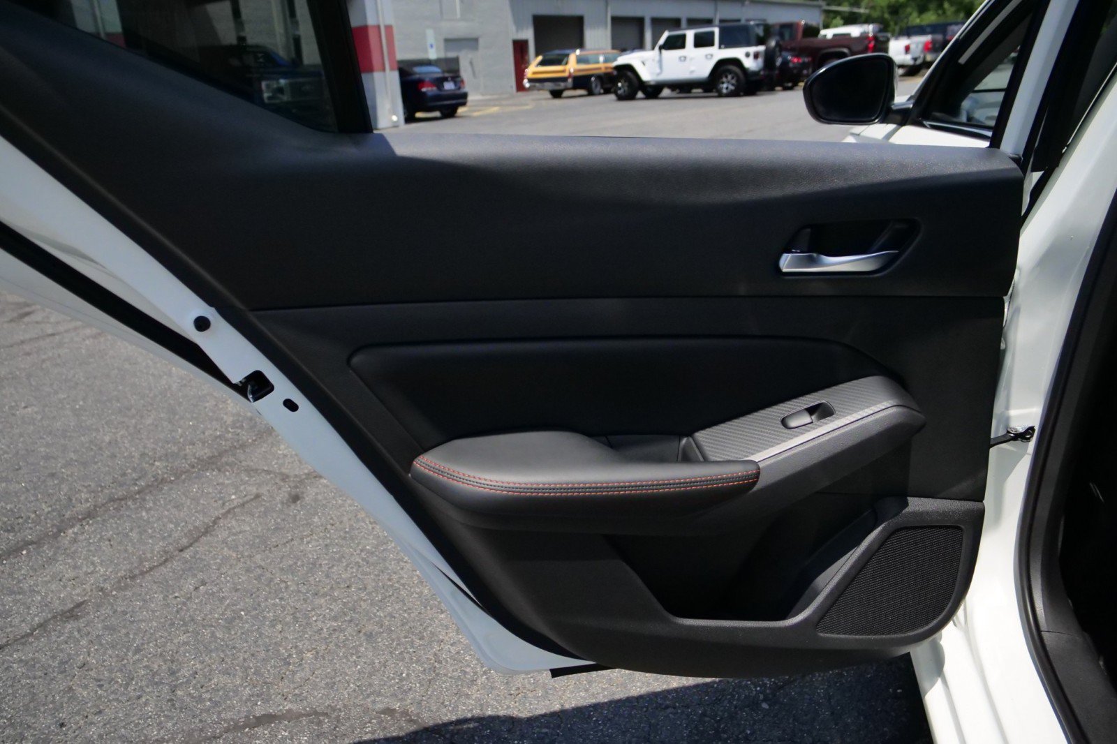 Used 2020 Nissan Altima 2.5 SR FWD image 24