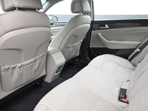 Used 2017 Hyundai Sonata Sport w/ Value Edition Package 02 FWD image 21