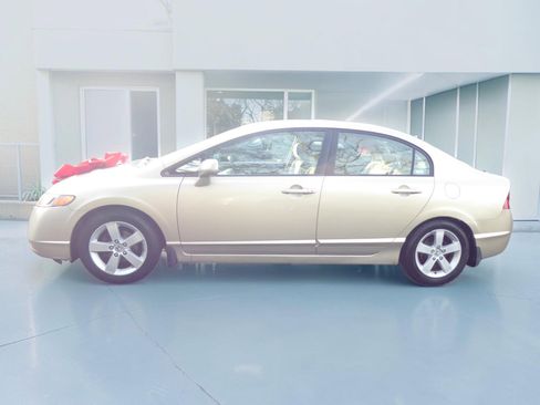 Used 2007 Honda Civic EX image 8