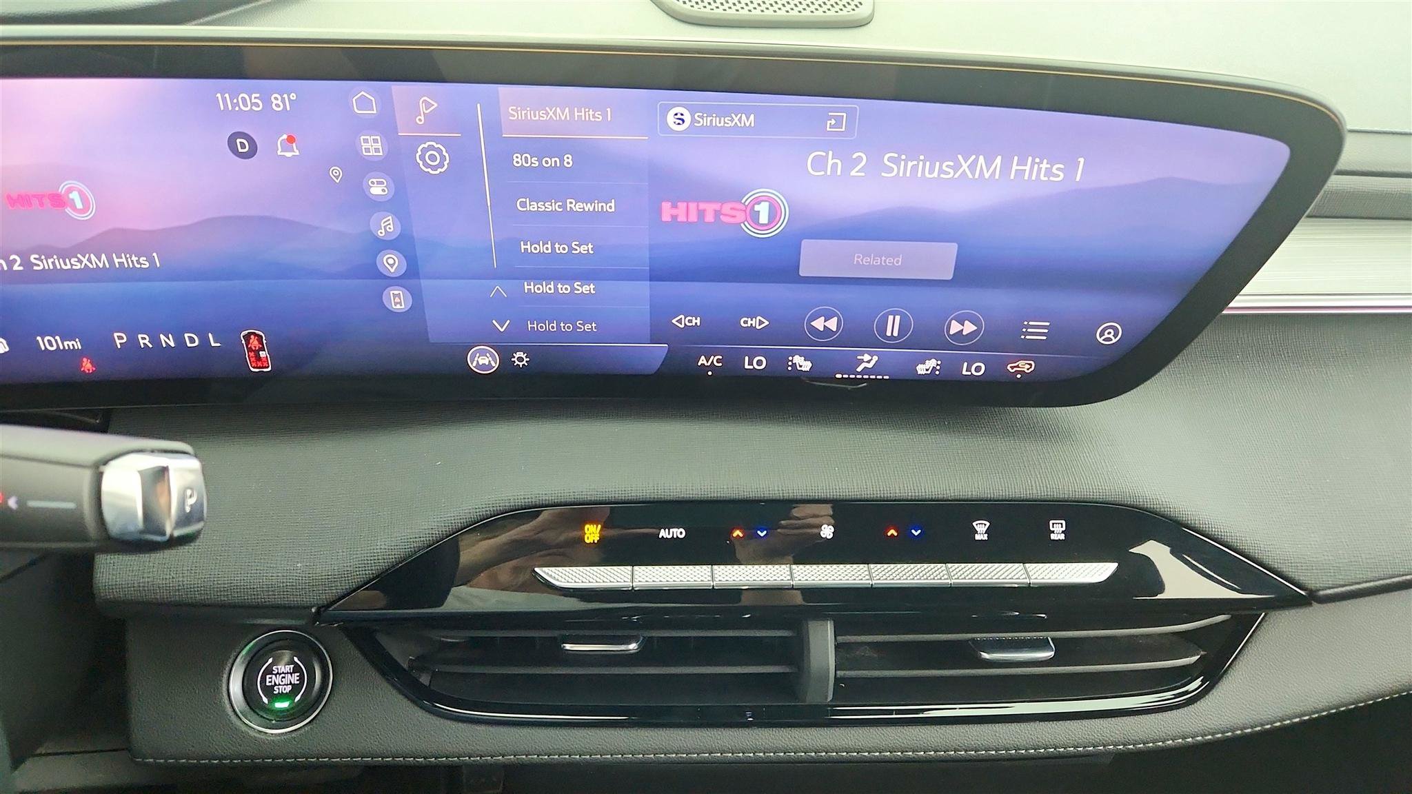 Used 2025 Buick Enclave Preferred FWD image 14