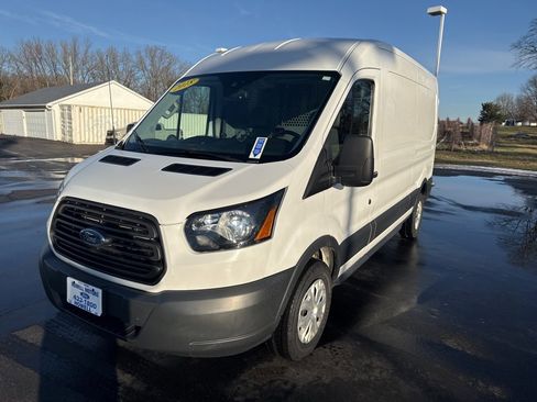 Used 2018 Ford Transit 250 148 Medium Roof image 3