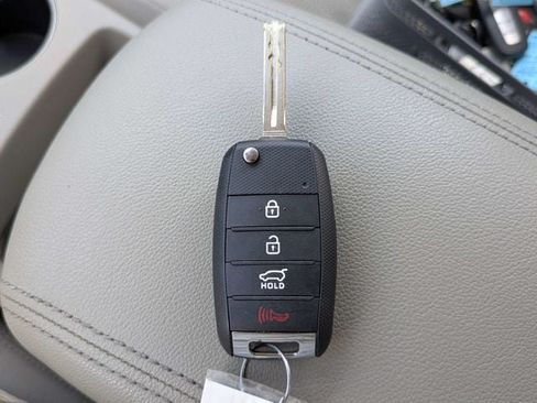Used 2020 Kia Sportage LX FWD image 26