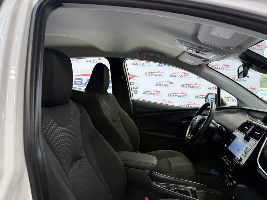 Used 2022 Toyota Prius LE FWD image 42