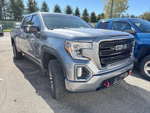 Used 2022 GMC Sierra 1500 AT4 w/ Technology Package AWD/4WD image 12
