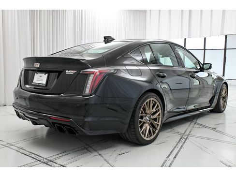 Used 2025 Cadillac CT5 V Blackwing w/ Super Cruise 1 Package RWD image 7