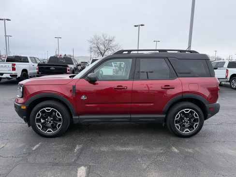 Certified 2025 Ford Bronco Sport Outer Banks w/ Outer Banks Tech Package+ image 4