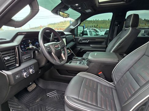 Used 2024 GMC Sierra 2500 AT4X w/ AT4X AEV Edition AWD/4WD image 9