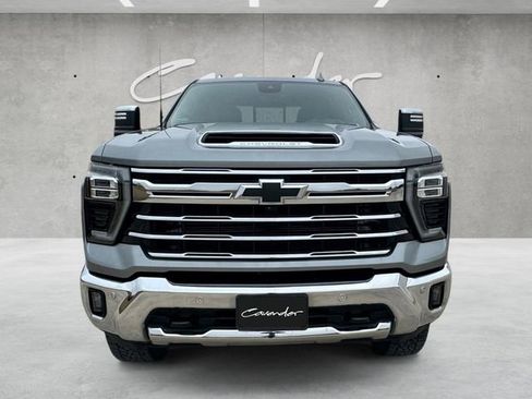 Used 2024 Chevrolet Silverado 2500 LTZ w/ LTZ Plus Package image 18